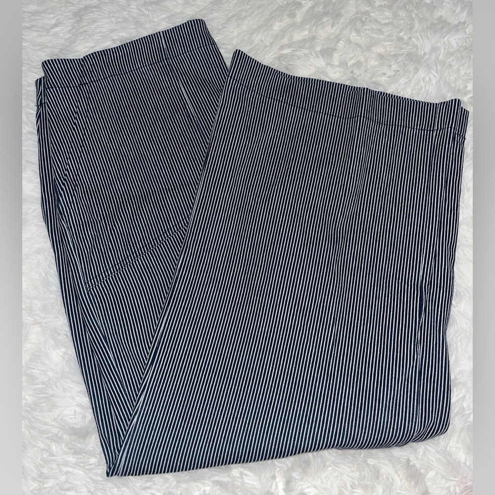 NIC+ZOE Black and White Striped Pants